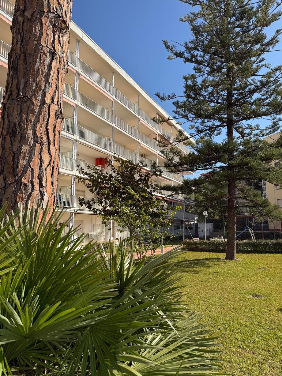 Apartamentos Hesperia Palmyra Salou Exterior photo